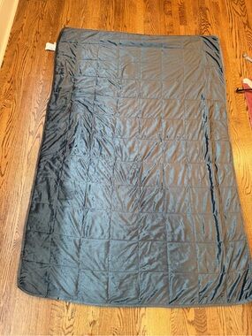 Sutton Home 12 lb Weighted Blanket 48x72 Gray Minky Plush Glass Bead Twin